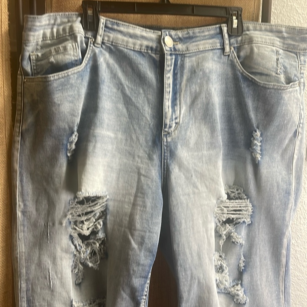 Shorts‎